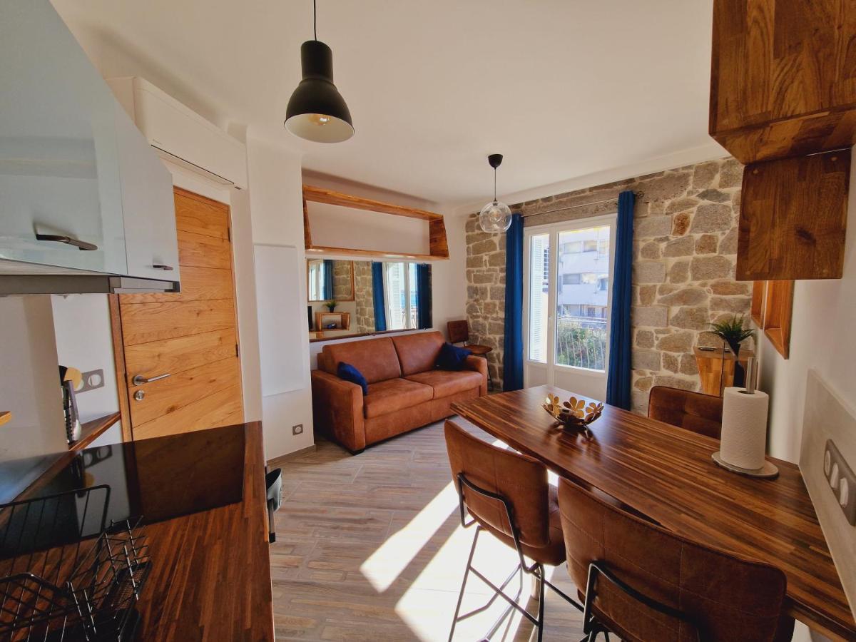 Incroyable T2 Plein De Charme Avec Balcon Vue A L'entree D'ajaccio *